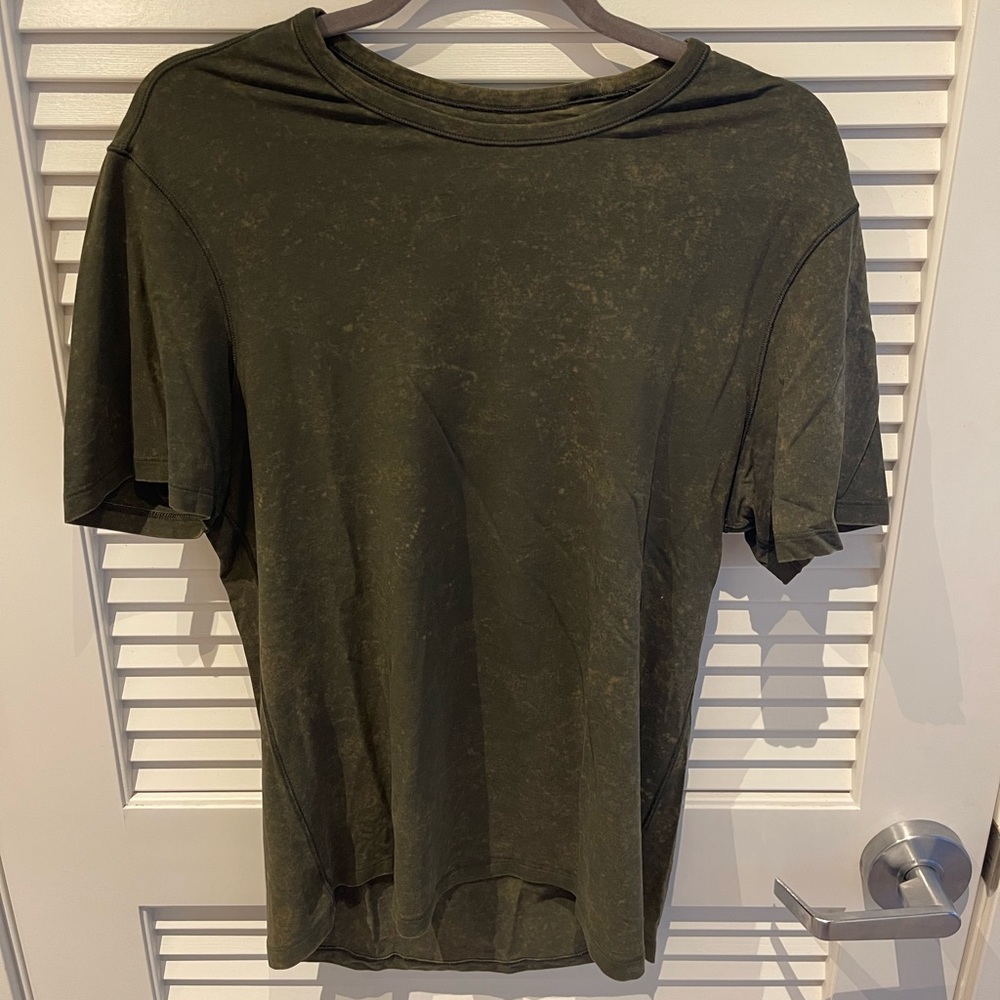 Men’s Lululemon Men’s 5-Year Basic Tee Size M